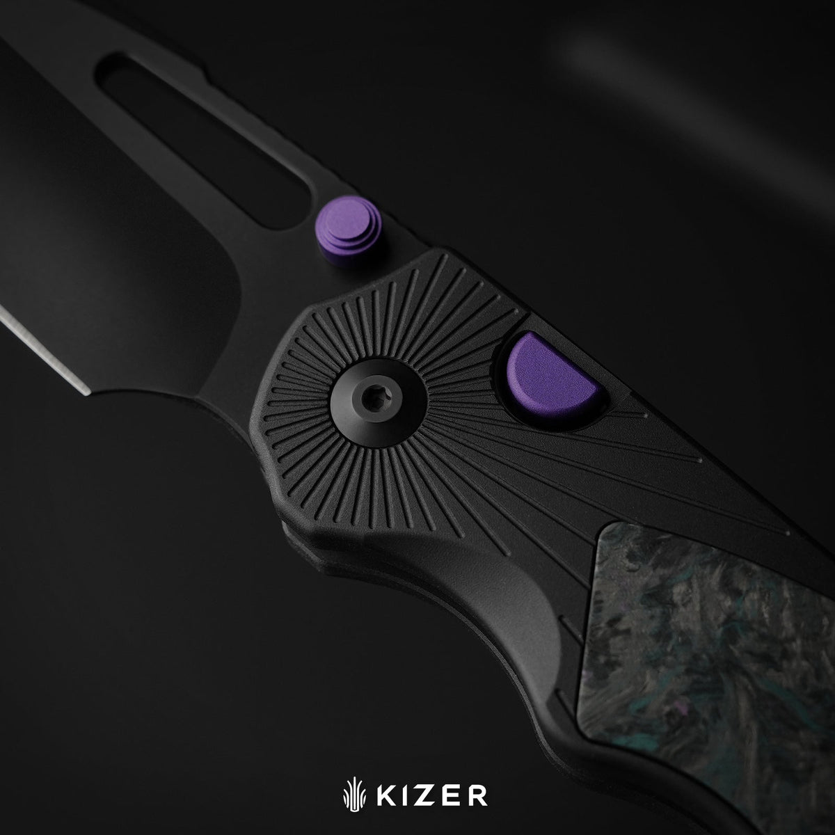 Durandal | Kizer Button Liner Lock™ | Aluminum & Fatcarbon® Black Dark Matter | S35VN + Black PVD Coating | KizerB™ 3765BD1