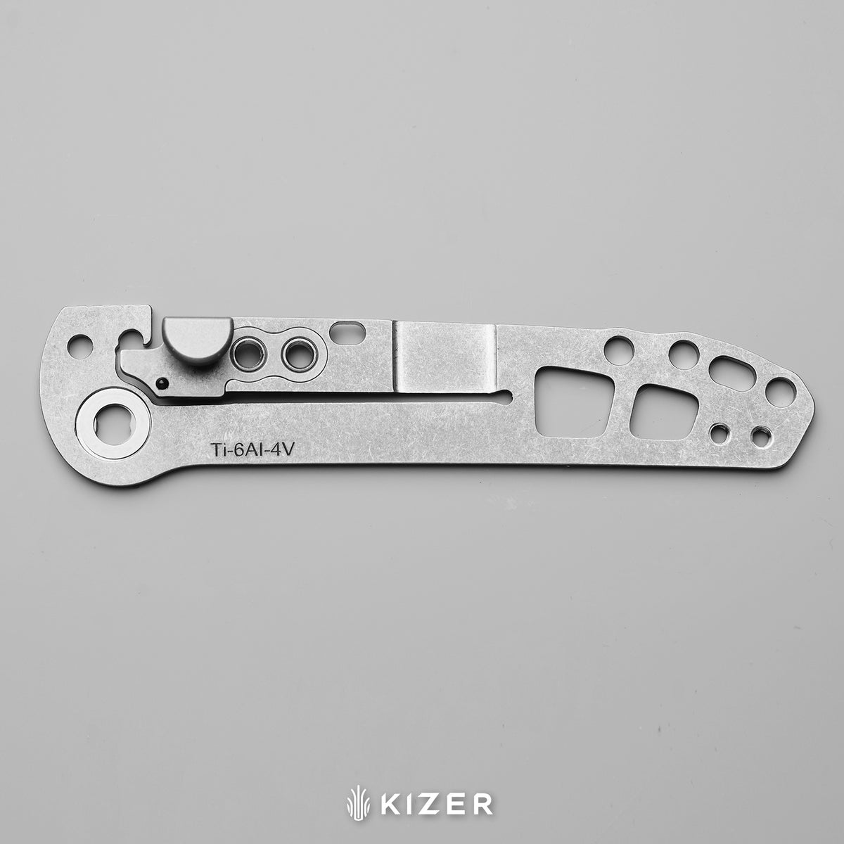 Drop Bear 292 AirTi | Kizer Button Liner Lock™ | M390 + Satin | Gray Milled Aluminum | KizerB™ 3619.292BD2