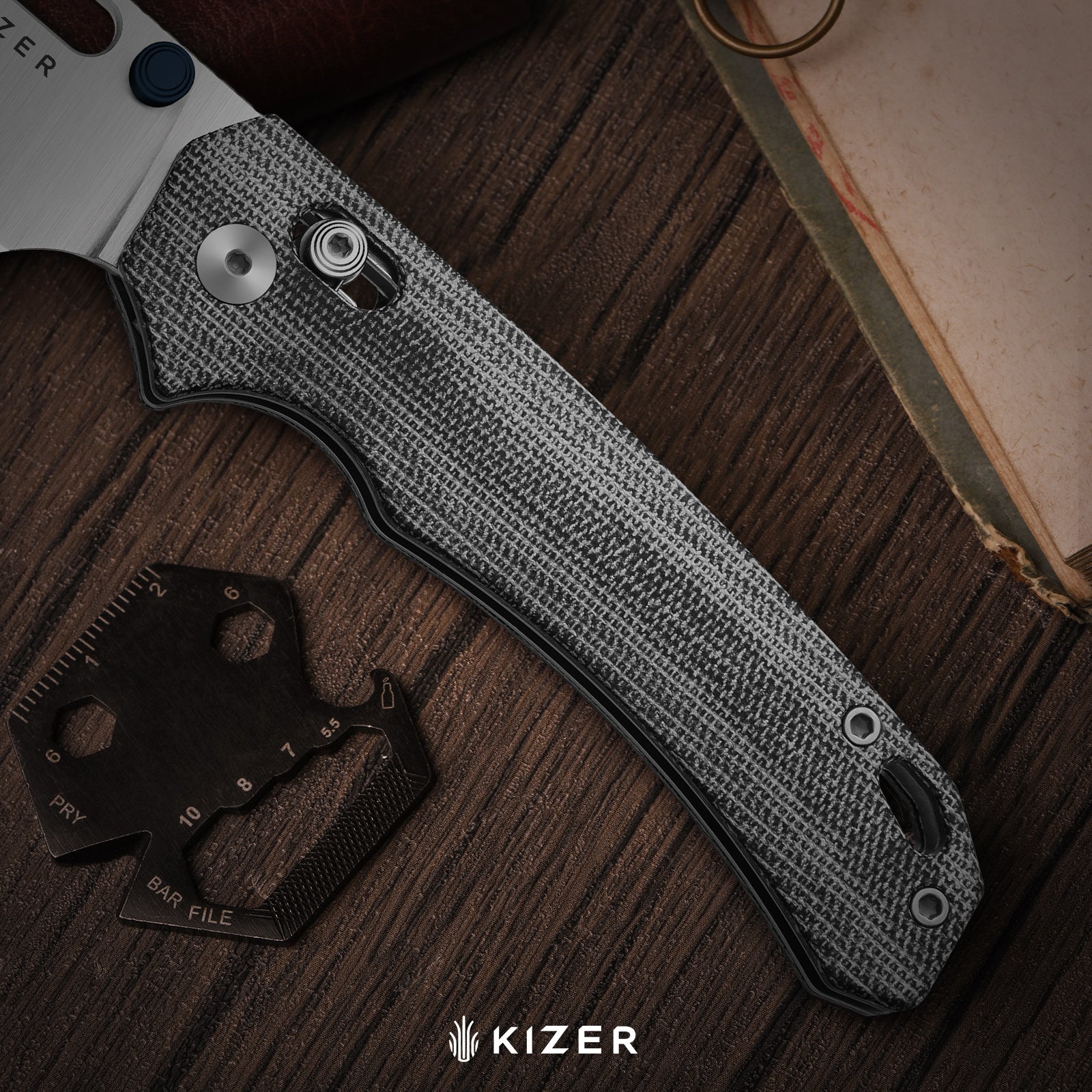 Outposter | Kizer Clutch Lock™ | Vortex Pattern Micarta | Nitro-V+PVD Coating | KizerV™ 3802CDA2