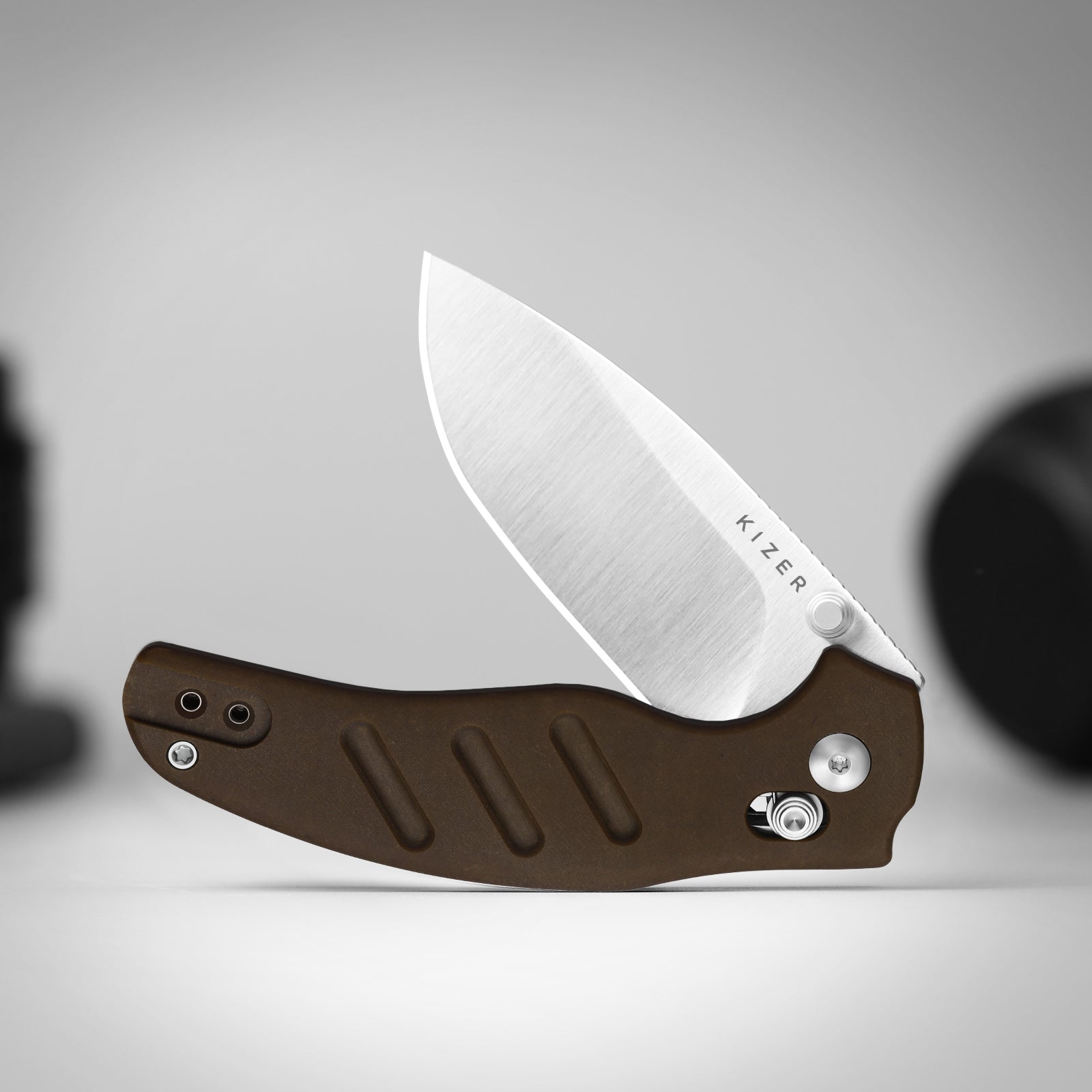 Sheepdog® C01C 2.9 CD | Kizer Clutch Lock™ | Norplex UltreX™ Micarta | Nitro-V | KizerV™ 3488.29CDA1