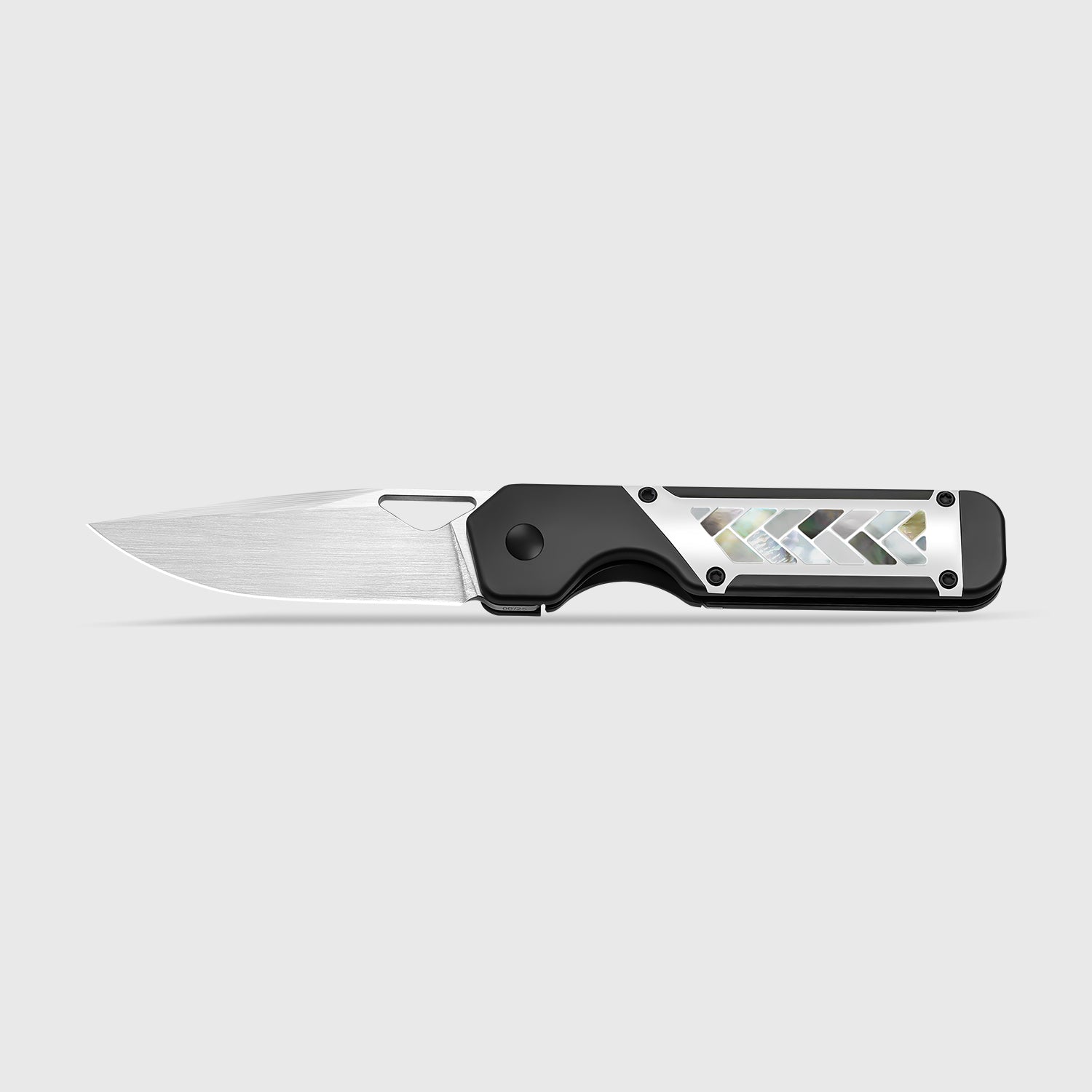 Militaw 3.36 inch M390 Titanium & Mother of pearl Ki3634A7-Kizer