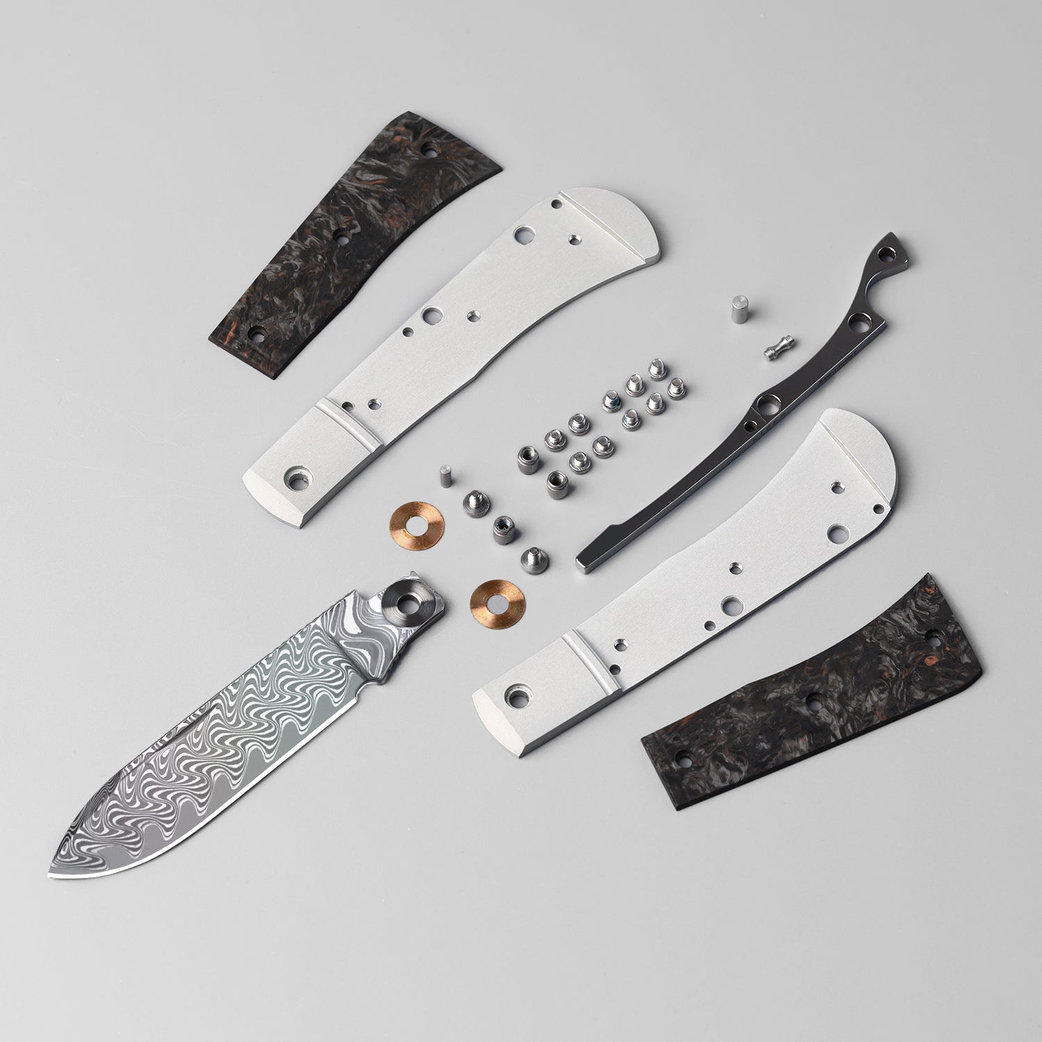 Trestle D With Pac-Bar | Rainbow Damascus | Aluminum & Fat Carbon | Slip Joint | KizerV™ 3760A6