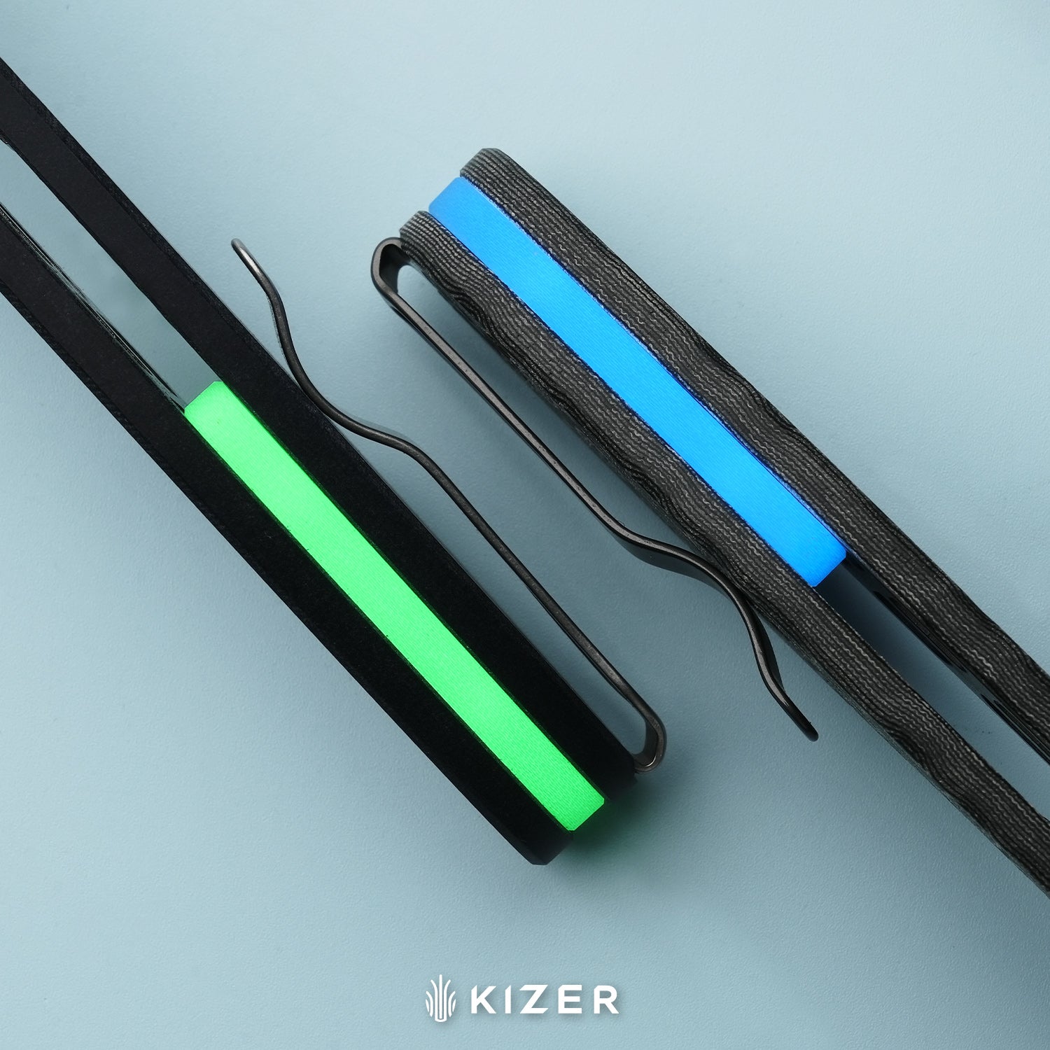 Masu | Kizer Button Liner Lock™ | GID Green G10 | 14C28N | Richlite | KizerV™ 3697A1