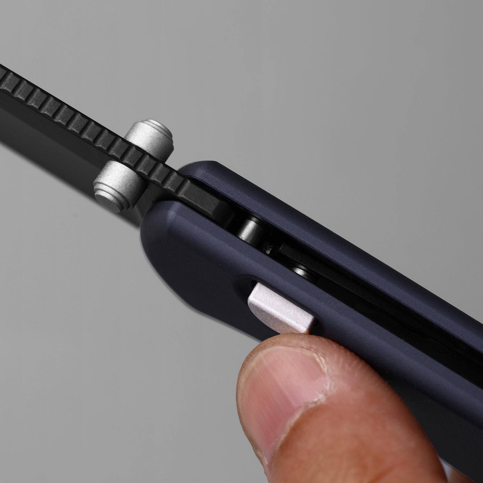 Drop Bear® Zero | Kizer Button Liner Lock™ | M390 + DLC Ultra + Hollow