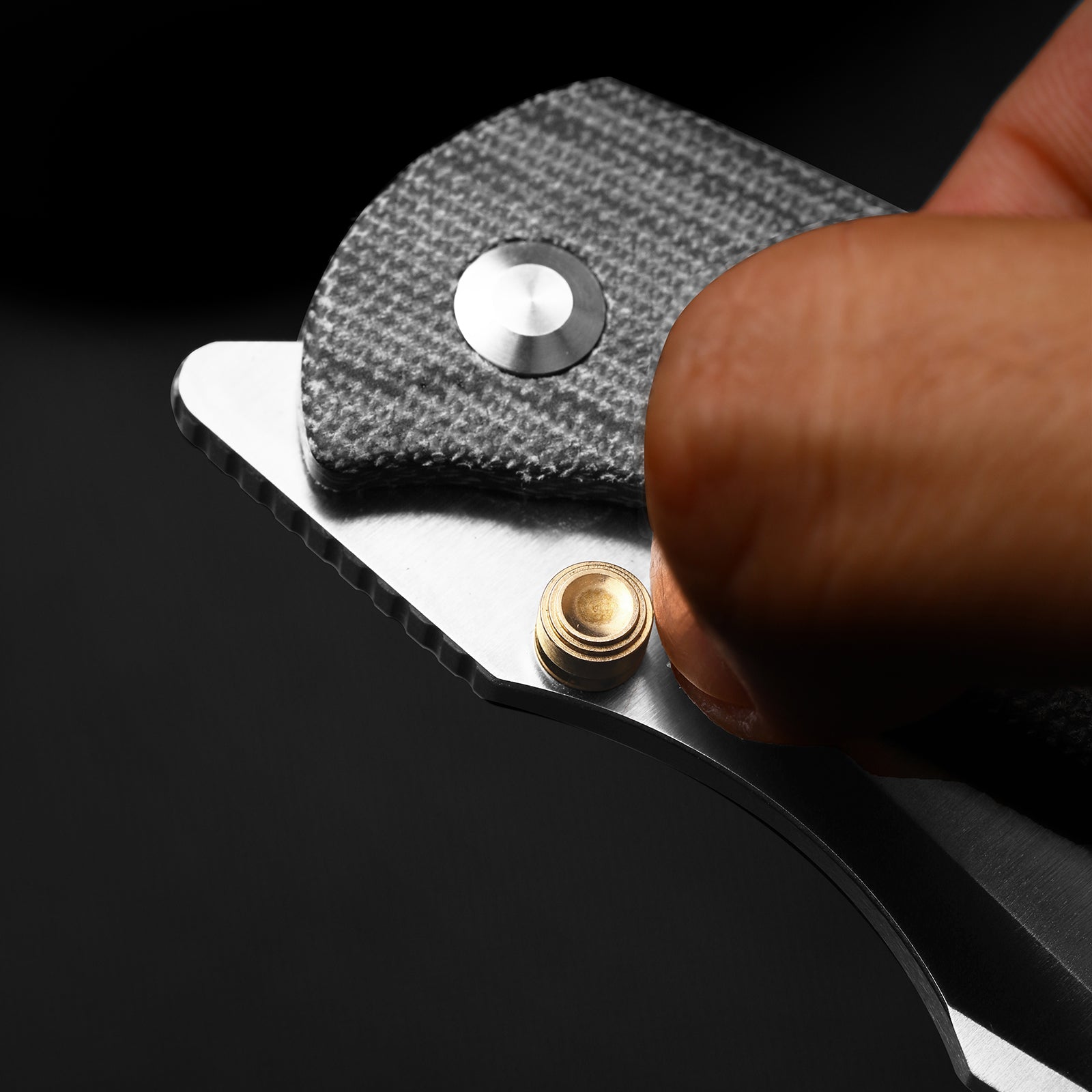 HARPOON FOLD | Elmax + Hollow Grind + Satin | FRAME LOCK | Titanium & Norplex UltreX™ Micarta | KizerB™ 4784A2