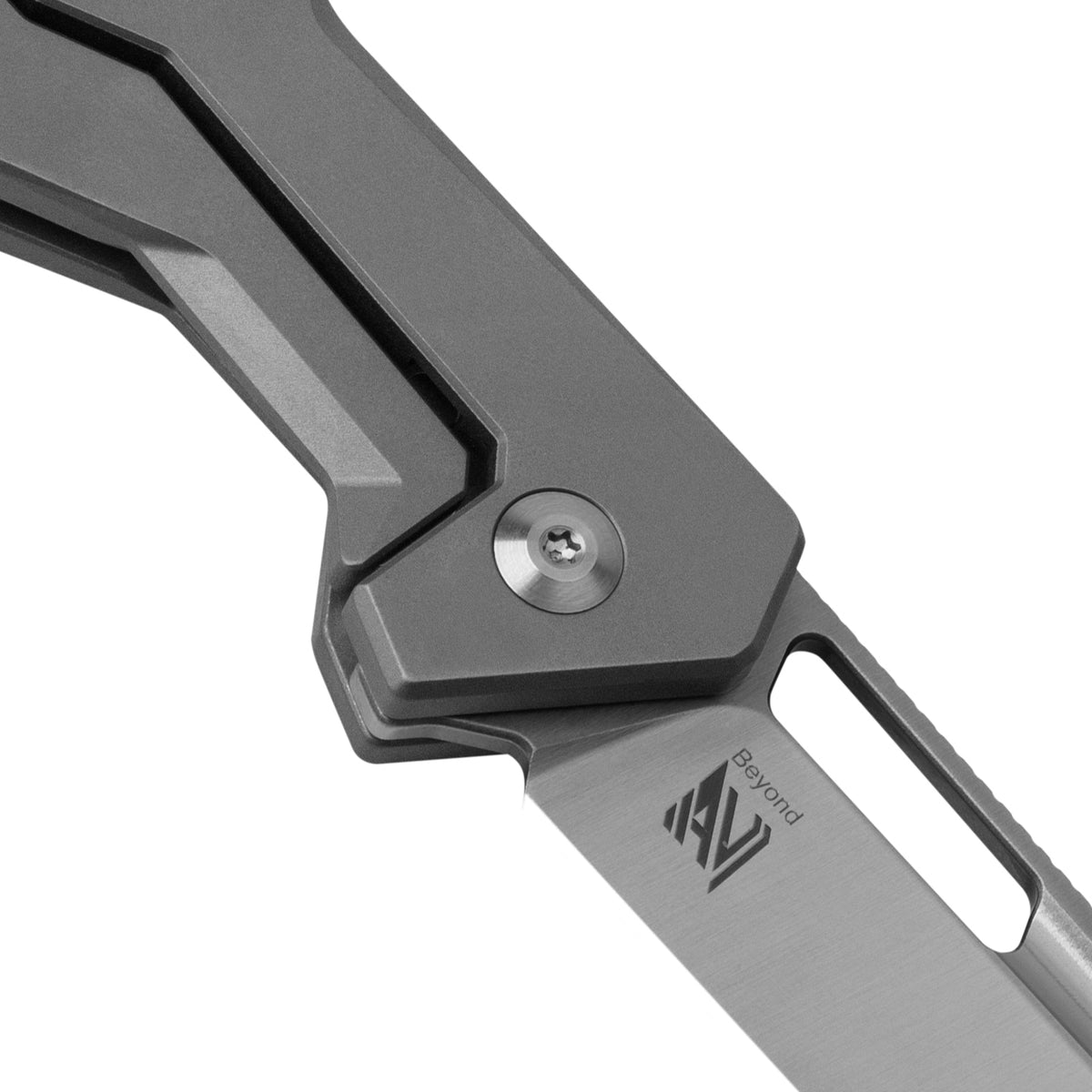 Beyond | S35VN | Titanium | Ki3678A1