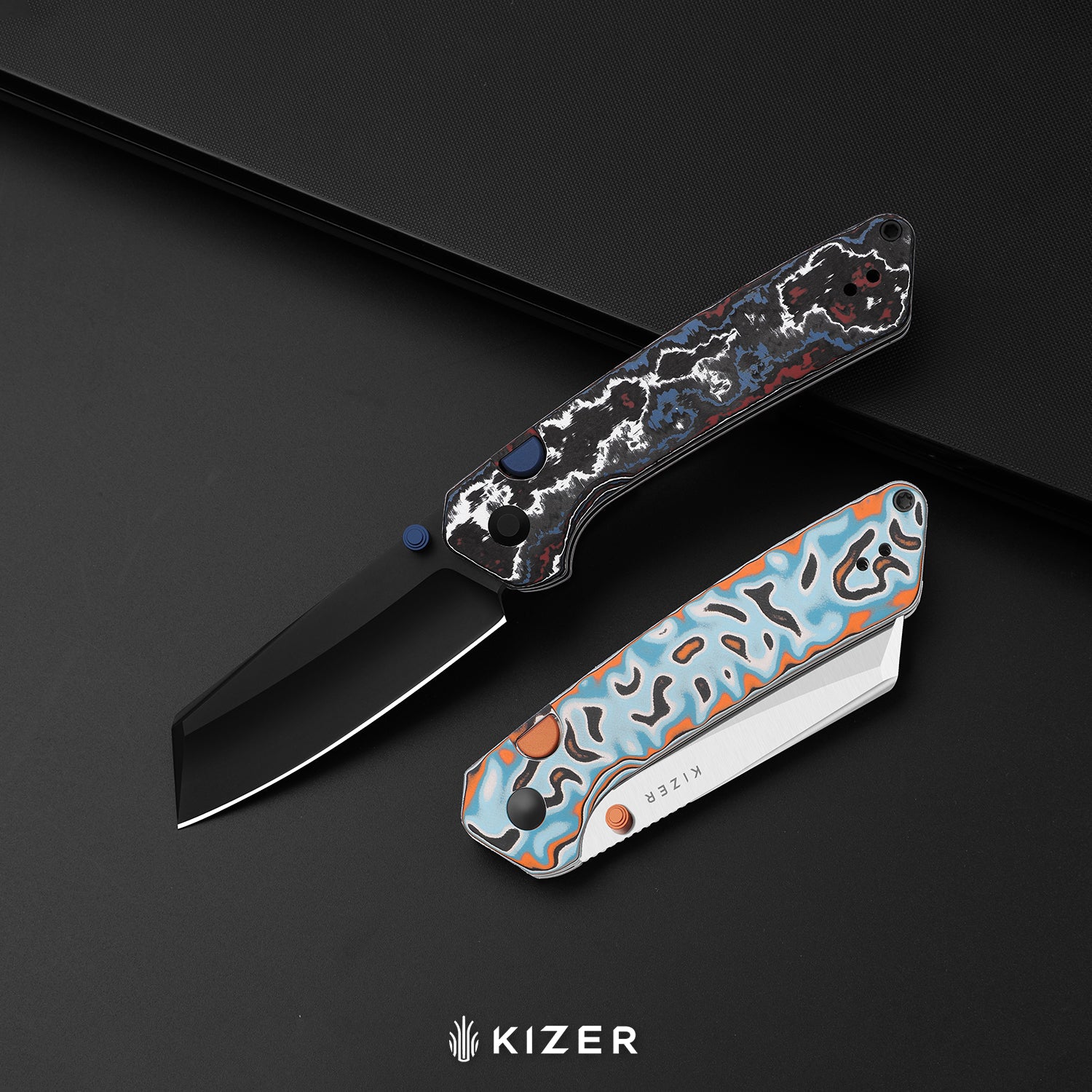 Madrac | Kizer Button Liner Lock™ | CamoCarbon Brittany Blue | S45VN + Hollow Grind + Polished DLC Ultra | KizerB™ 3693A3