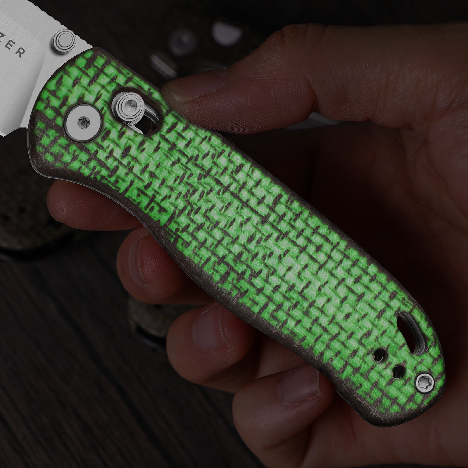 Begleiter 2.9 | GID Canvas Micarta Handle | Kizer Button Liner Lock™ | BD1N |  KizerV™ 3458.2BDA4