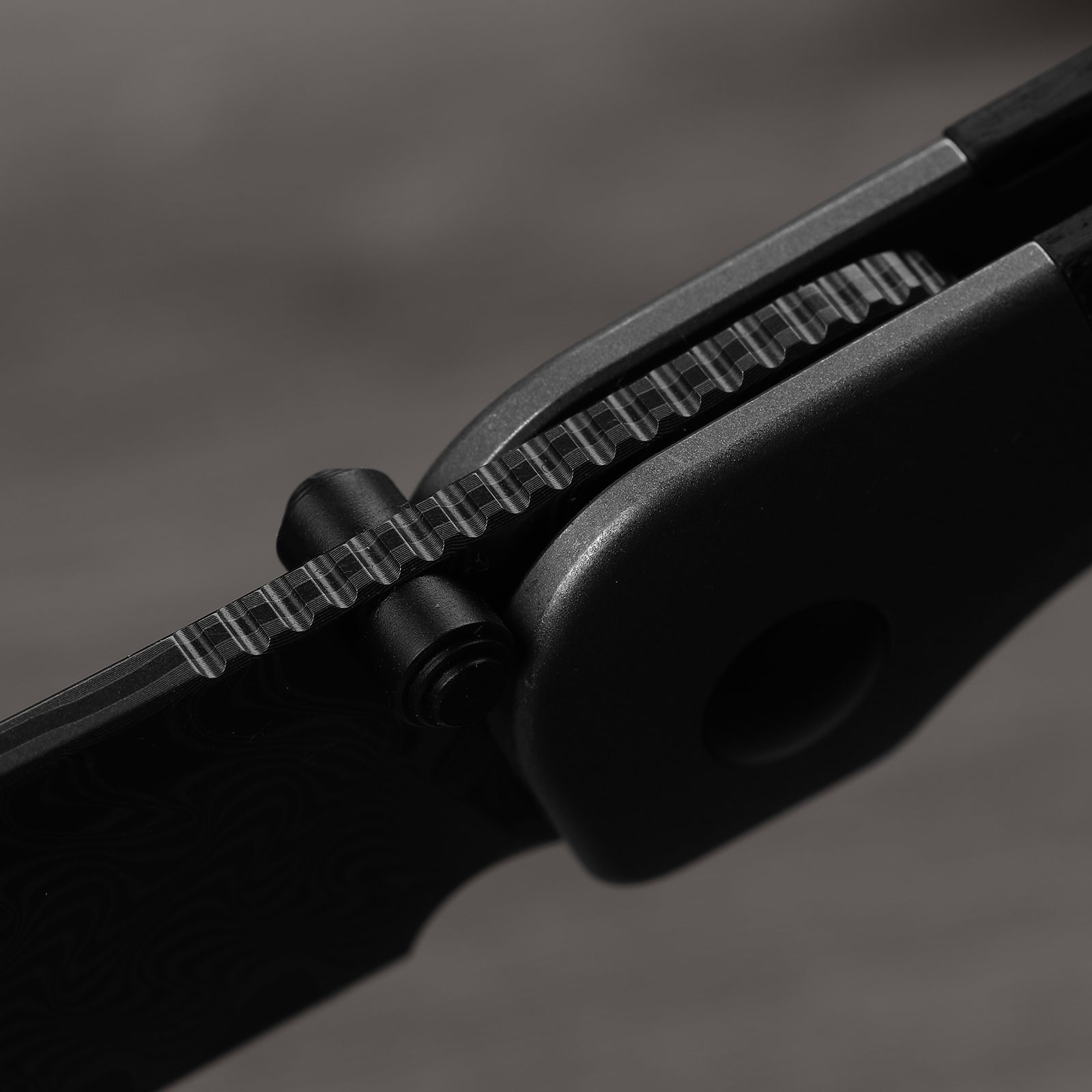 Coywolf | Compound Grind | Titanium & Reconstituted Wood | Frame Lock