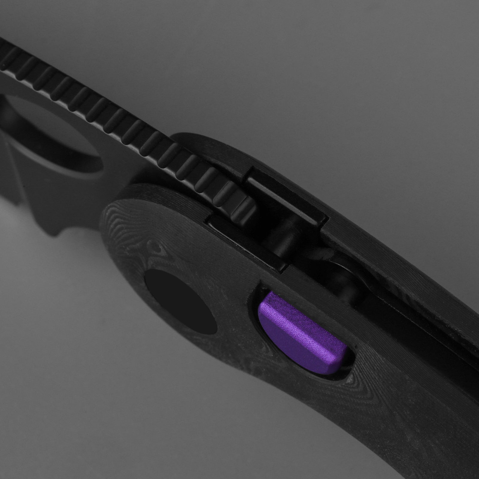 Kizer Microbe EDC Pocket Knife | Button Liner Lock | Camo Carbon