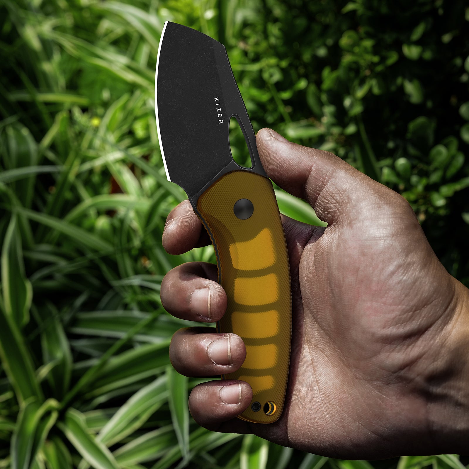 Hornet | Bee Belly Hollowed-out Handle | 14C28N | Fixed Blade | KizerV™ 1074A1