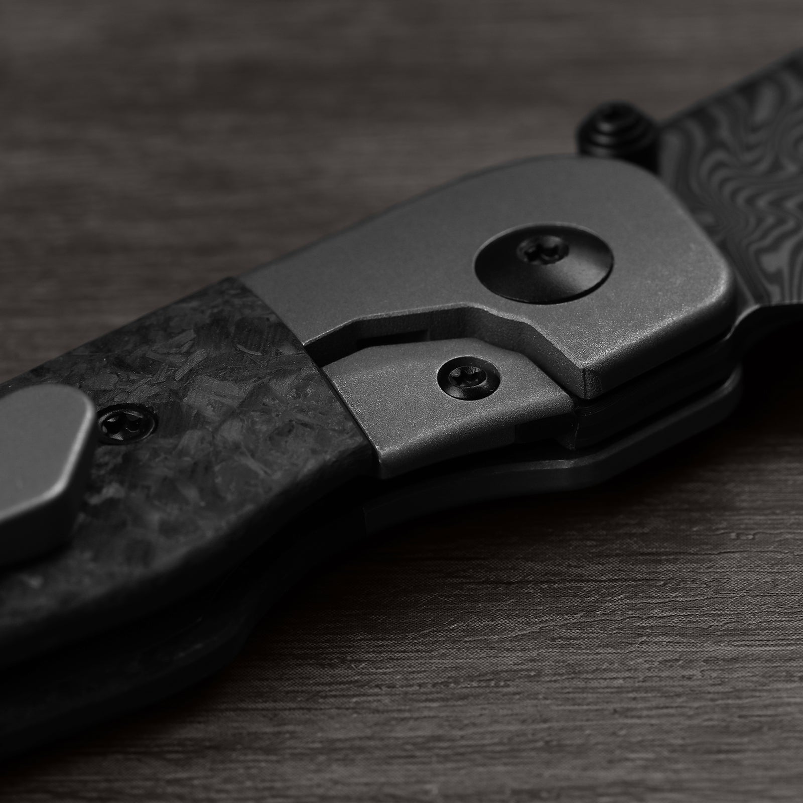 Coywolf | Compound Grind | Titanium & Reconstituted Wood | Frame Lock