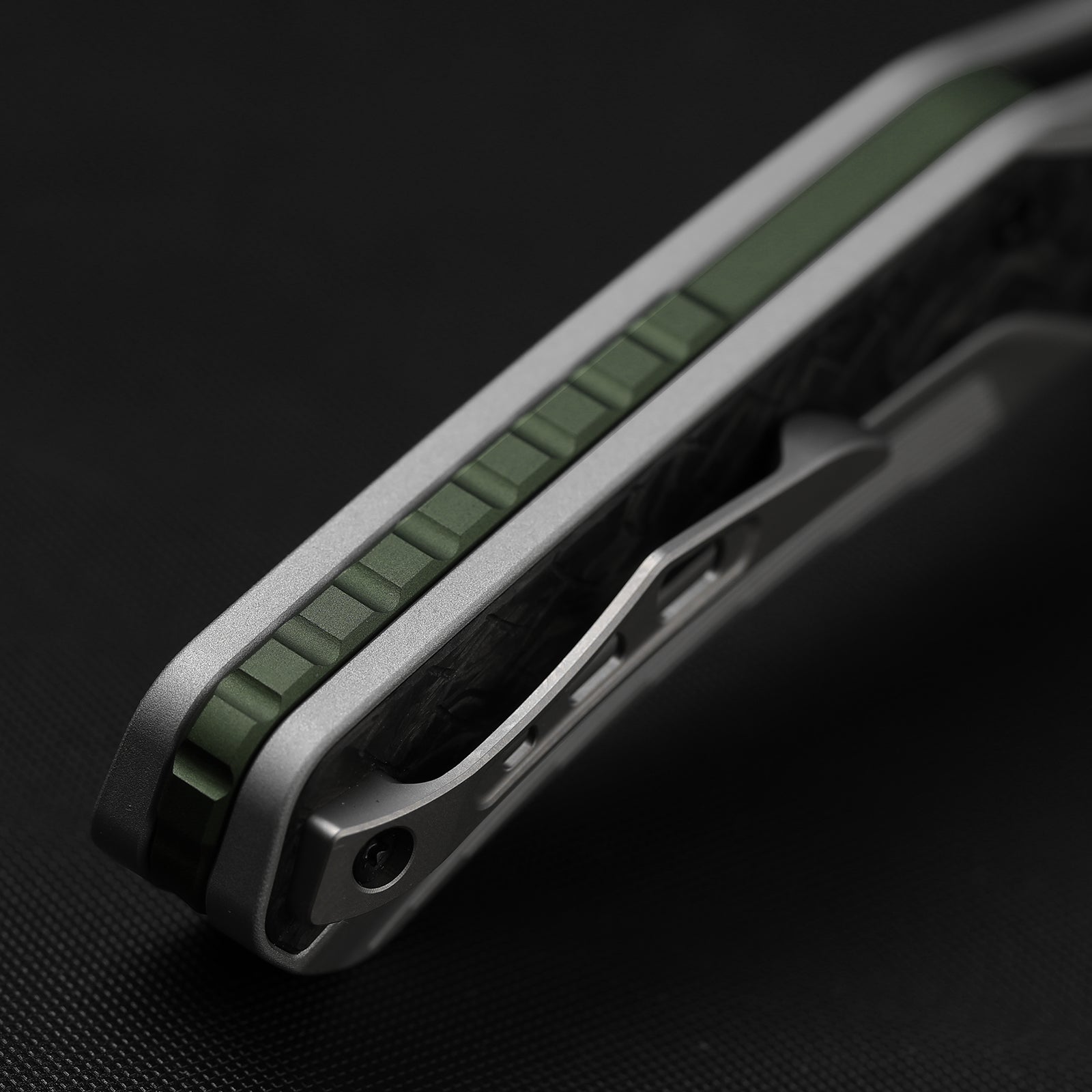 Draca | Flipper | S45VN | GID | Aluminum & Carbon Fiber | KizerB™ 4751A1
