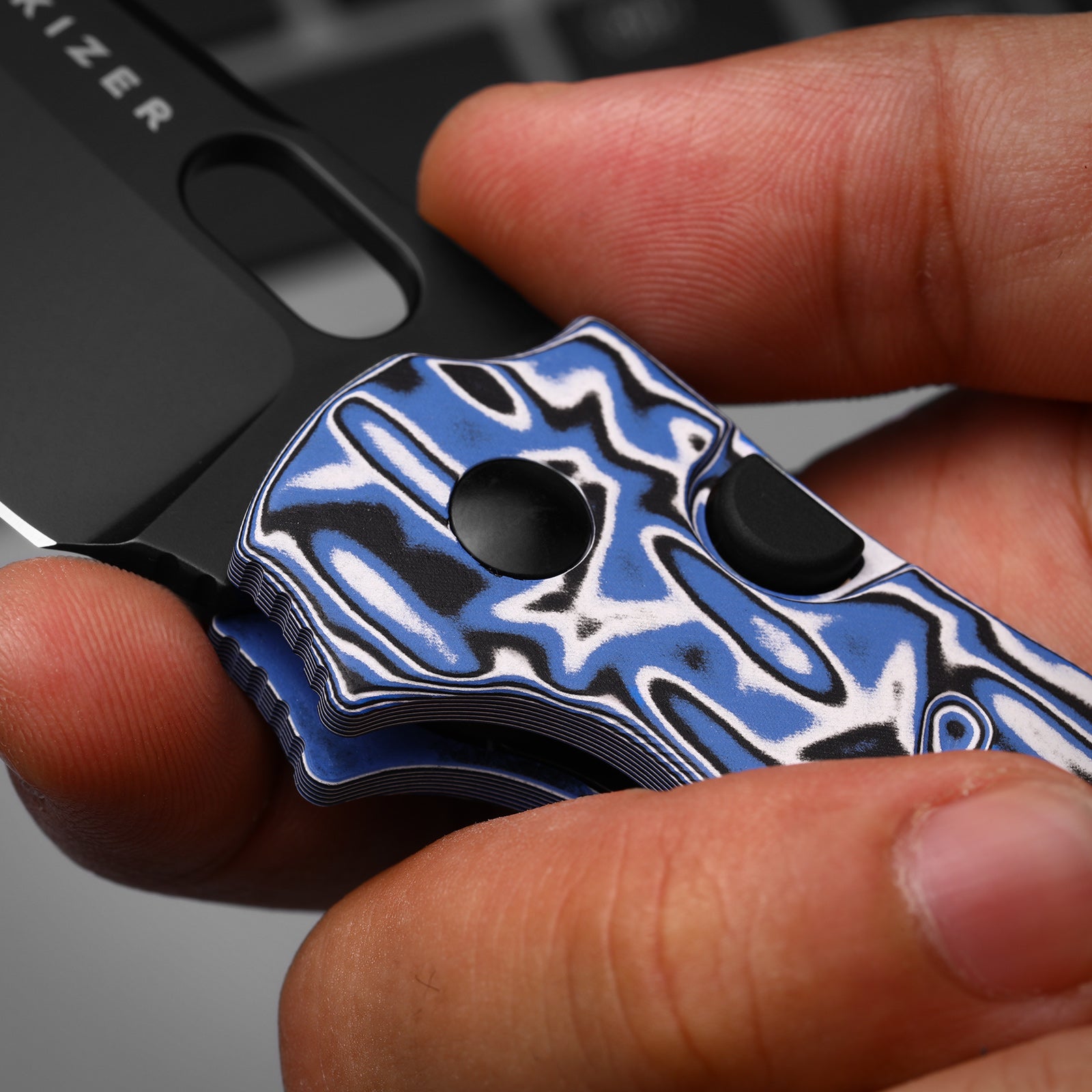 Sheepdog® C01C 2.9 BS | Kizer Button Liner Lock™ | Nitro-V | Vortex Pattern Micarta | PVD Coating | KizerV™ 3488.29BSA1