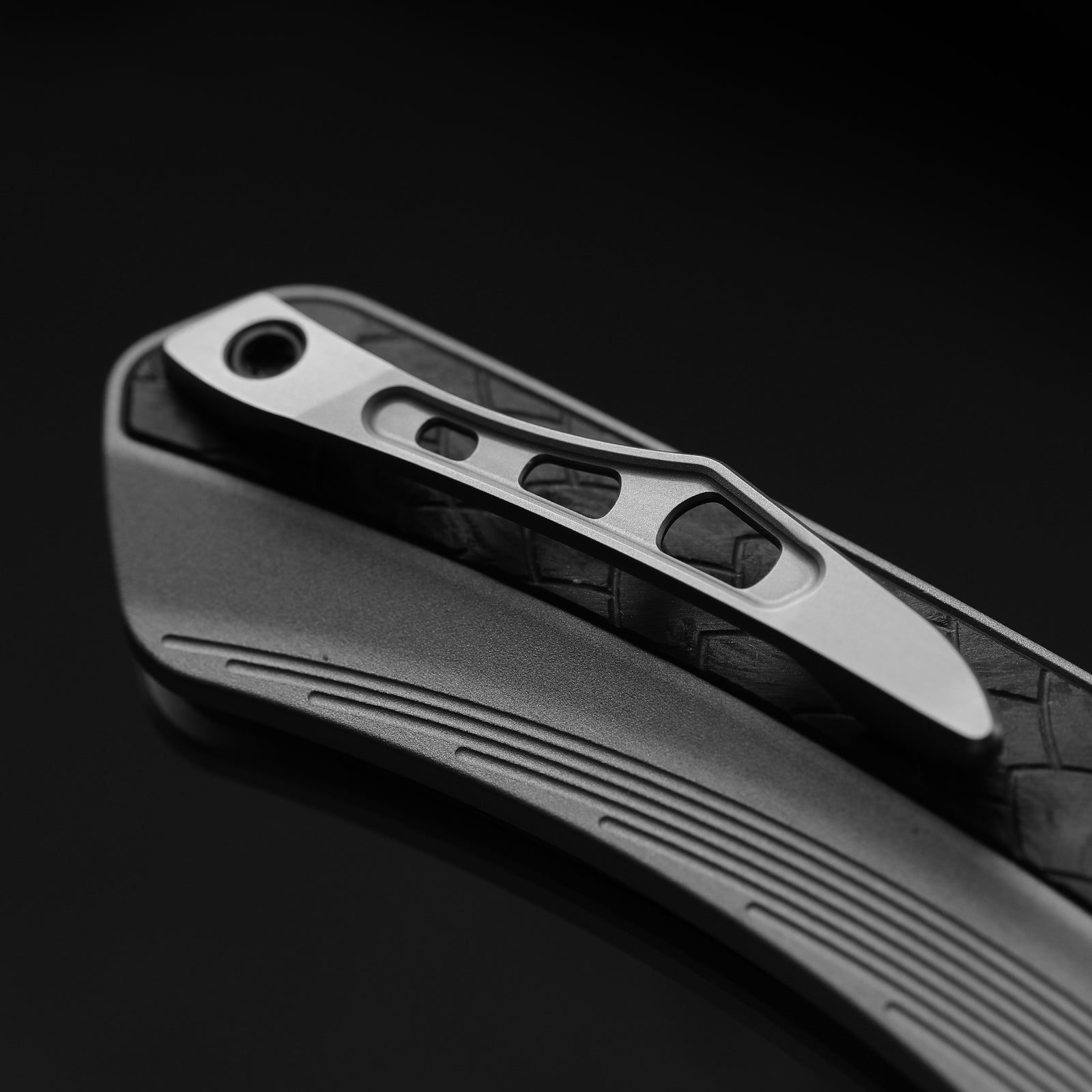 Draca | Flipper | S45VN | GID | Aluminum & Carbon Fiber | KizerB™ 4751A1