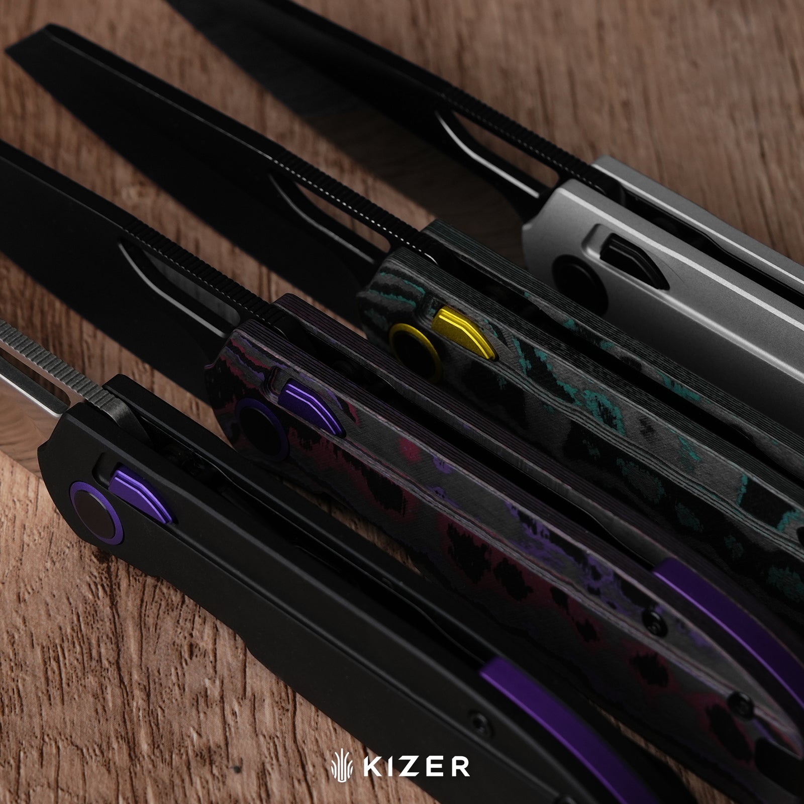 Mash | Kizer Button Liner Lock™ | M390 + Matte DLC Ultra + Hollow Grind | FatCarbon Purple Haze | KizerB™ 3699BSA2