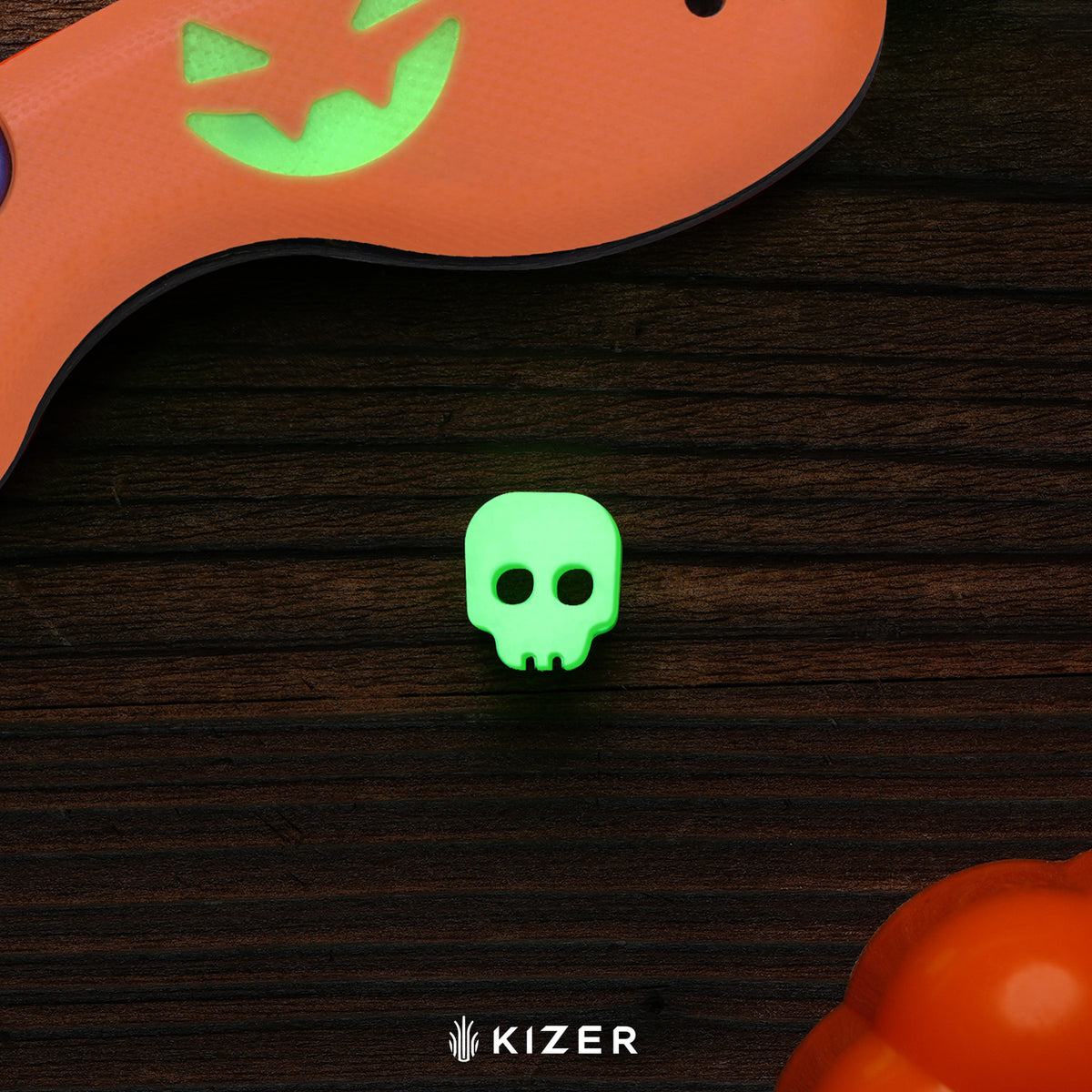 Halloween | Microbe™ | 14C28N | Classic G10 Handle with GID G10 Inlays | KizerV™ 2742HW1 | Halloween Special Edition
