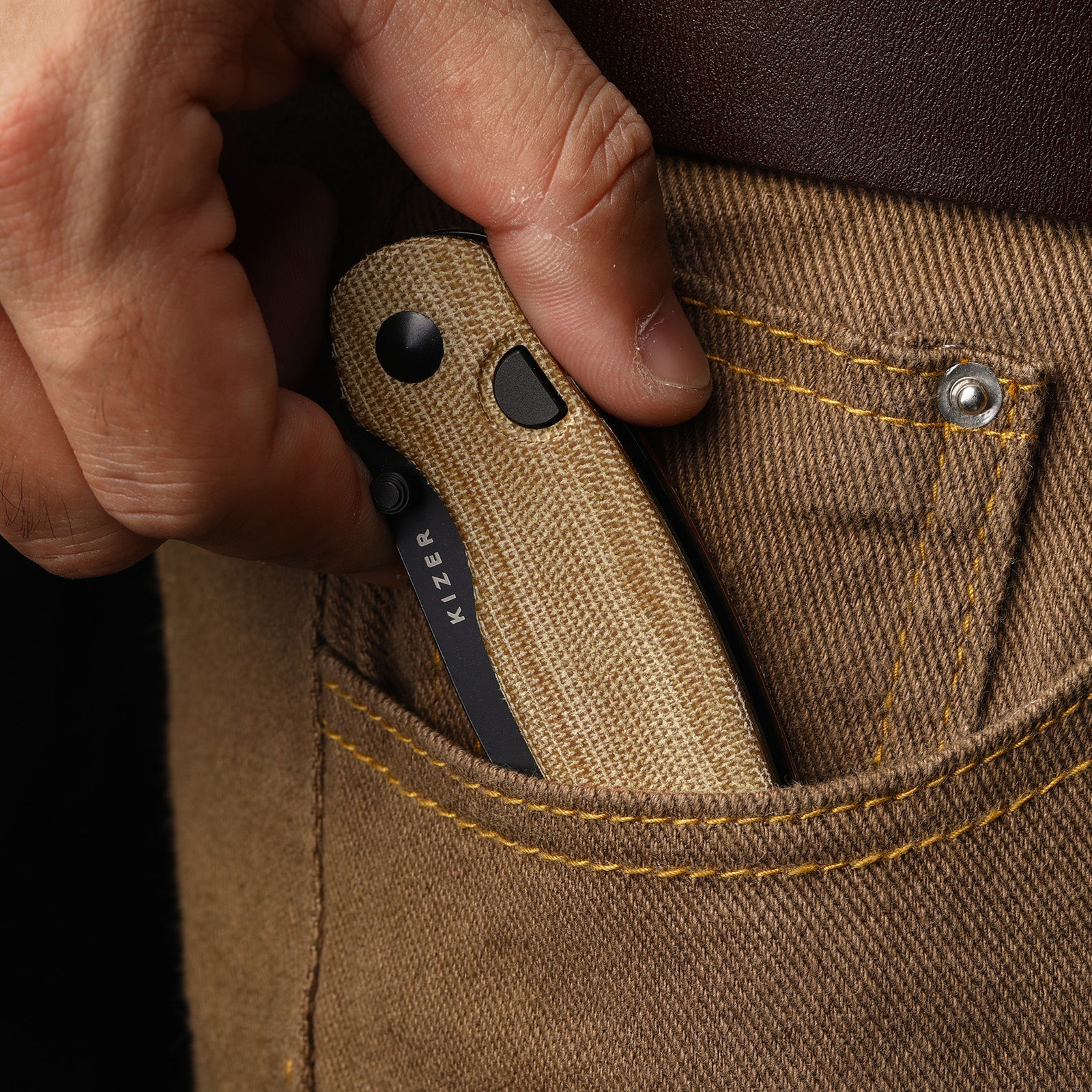 Phoca CD | Kizer Clutch Lock™ | Acid Damascus | Mkuruti Wood | KizerV™ 3781CDA3