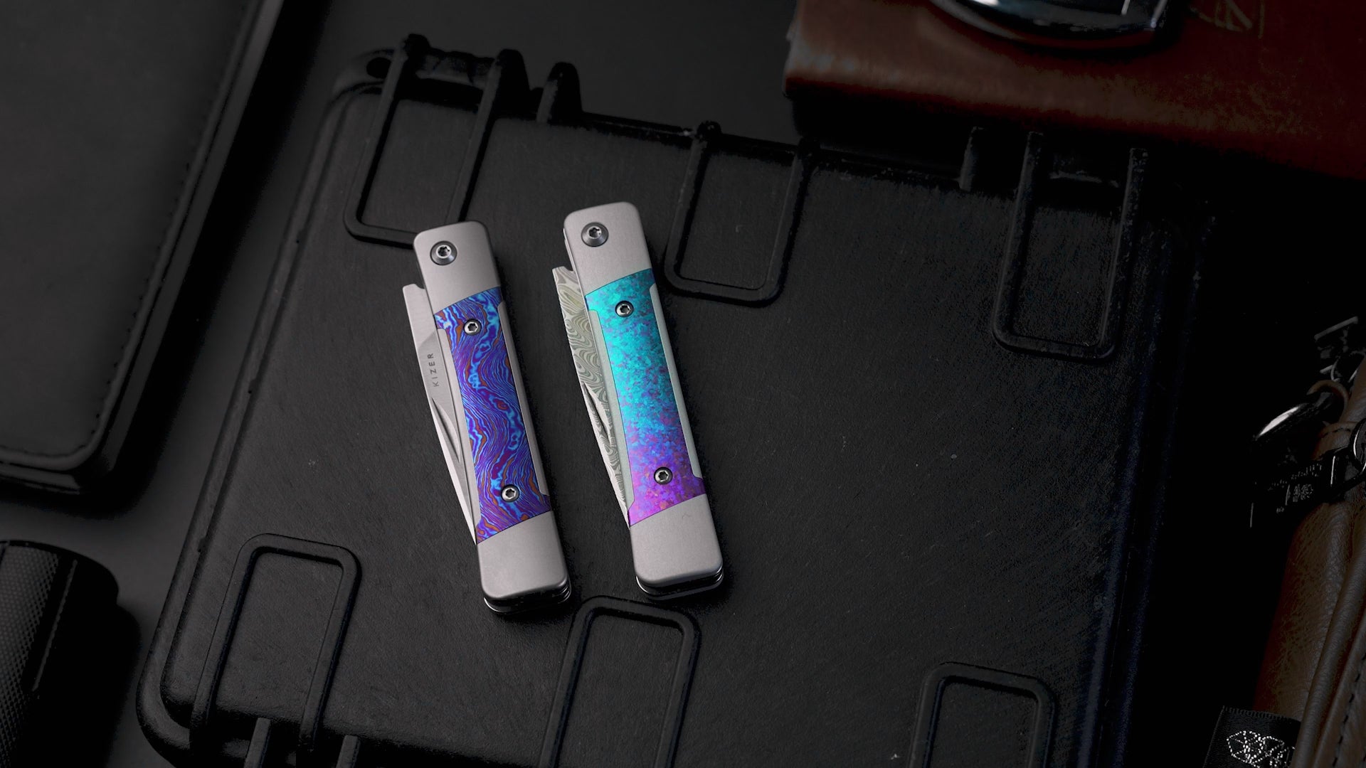 Little Grand 2.5 inch Rainbow Damascus Aluminum & Crystallized