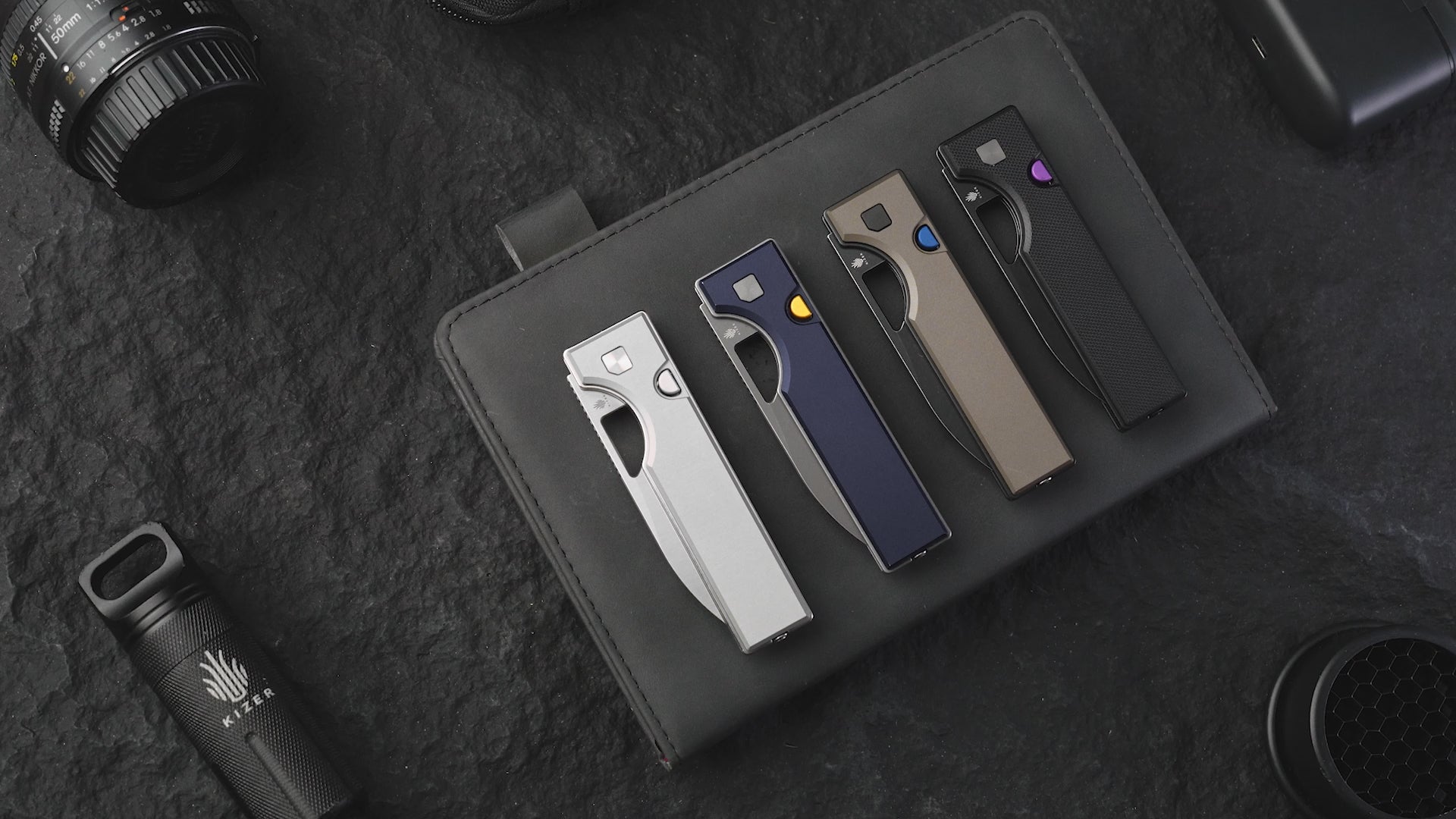 Little Ringbo | Kizer Button Liner Lock™ | Aluminum | AEB-L PVD Coatin